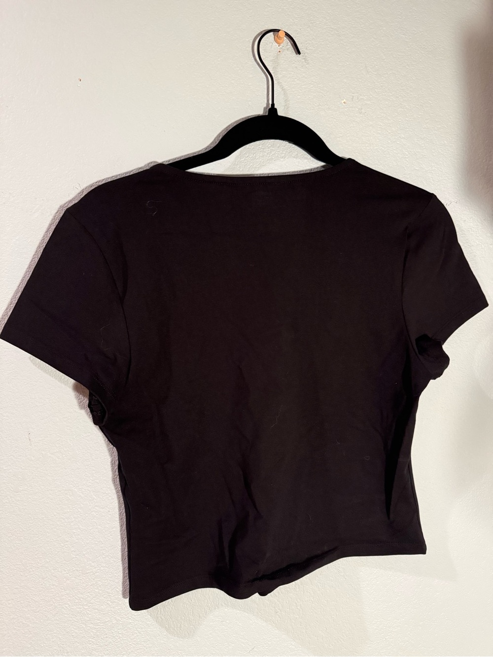 NWT Express Women’s Black Crewneck Short Sleeve Top - Picture 3 of 3